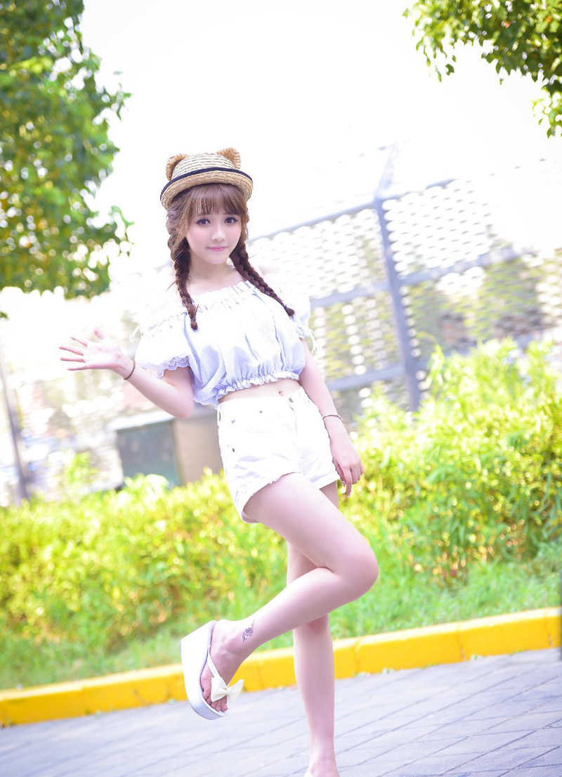 如果你不能飞，那就奔跑;如果不能奔跑，那就行走;如果不能行走，那就爬行;但无论你做什么，都要保持前行的方向。